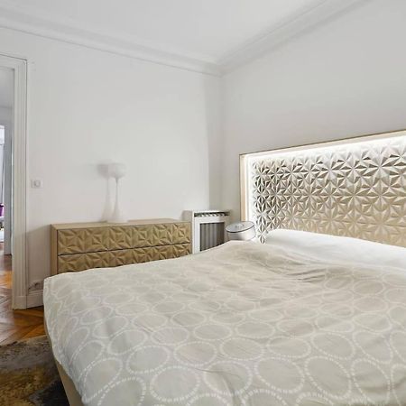 Luxury Arc Of Triumph Apartment Paris Exterior photo