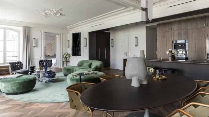 Luxury Arc Of Triumph Apartment Paris Exterior photo