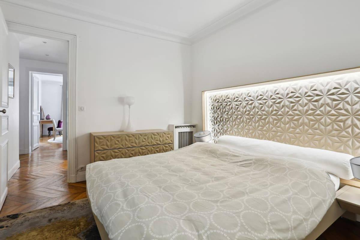 Luxury Arc Of Triumph Apartment Paris Exterior photo